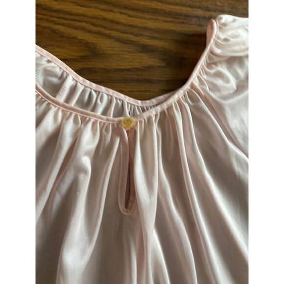 Pink nylon gown OSFM. Vintage - Picture 2 of 6